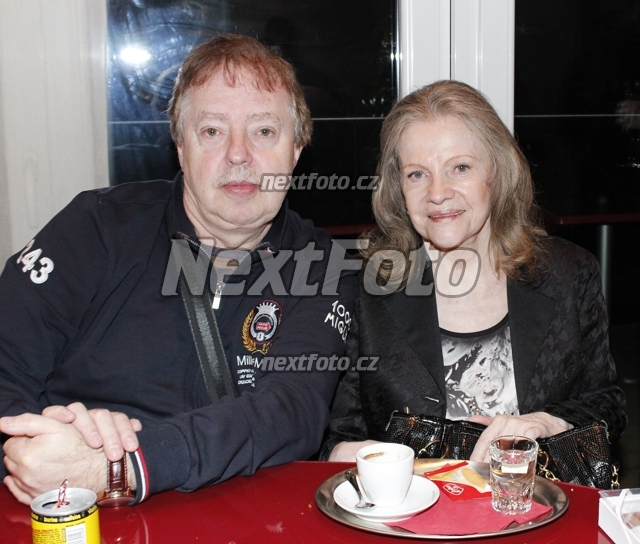4415 Eva Pilarova Jan Kolomaznik