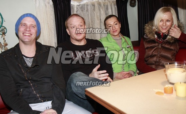 6993 Jakub Prachar David Novotny Vanda Hybnerova Karin Babinska