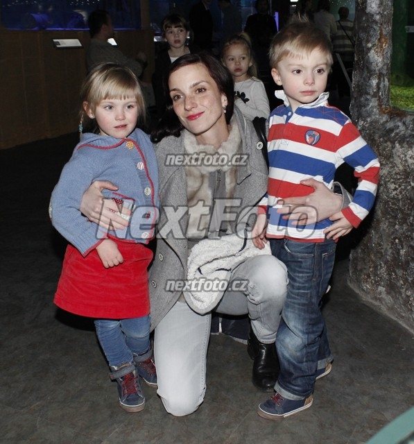 7253 Michaela Maurerova