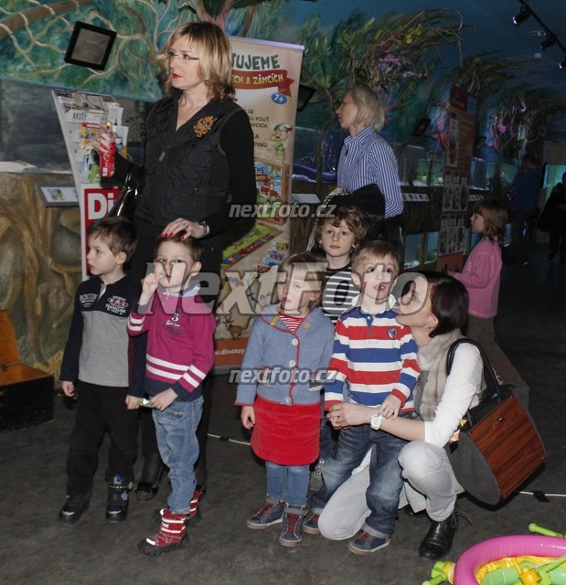 7294 Michaela Maurerova Stepanka Duchkova