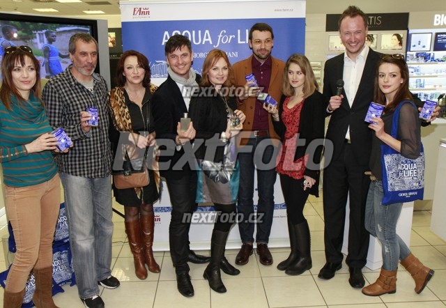 0827 David Sucharipa Kamila Sprachalova Tereza Kostkova Zlata Adamovska Andrea Kerestesova Emma Smetana Lumir Olsovsky Lukas Hejlik Petr Lesak