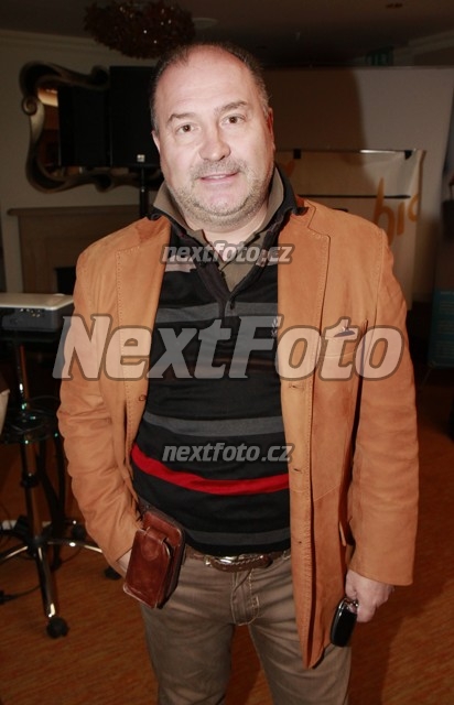 2708 Michal David