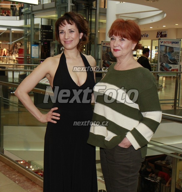 4431 Tereza Kostkova Carmen Mayerova