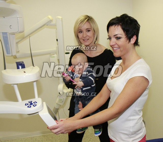 6027 Jovanka Skrceska Adam Vojtek