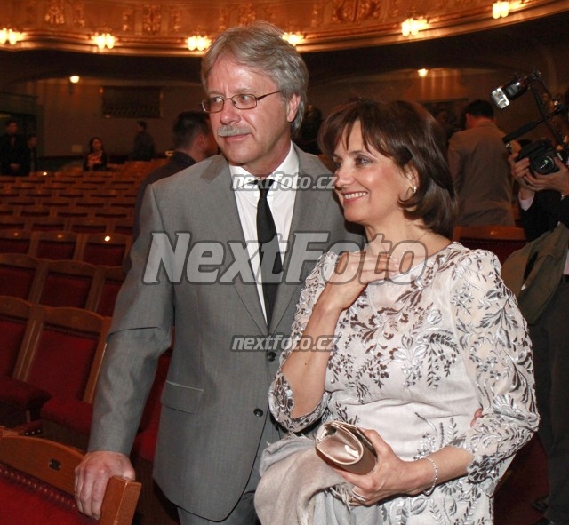 2201 Veronika Freimanova Vladimir Boucek