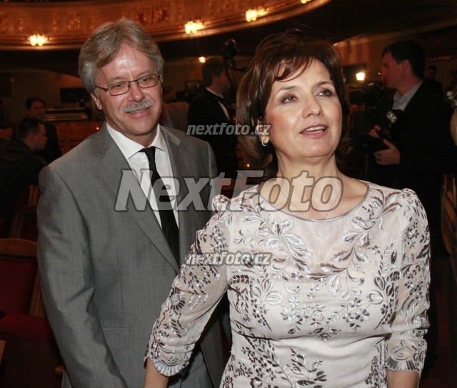 2205 Veronika Freimanova Vladimir Boucek