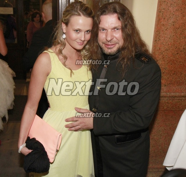 2534 Petr Kolar Lenka Chlupacova