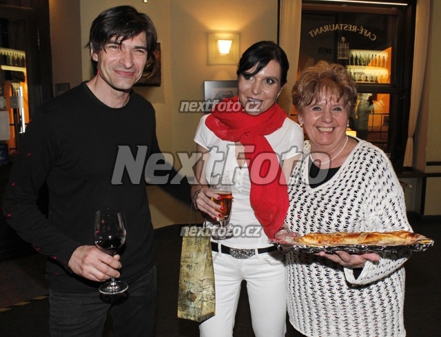 6061 Martina Jandova Zdenek Podhursky