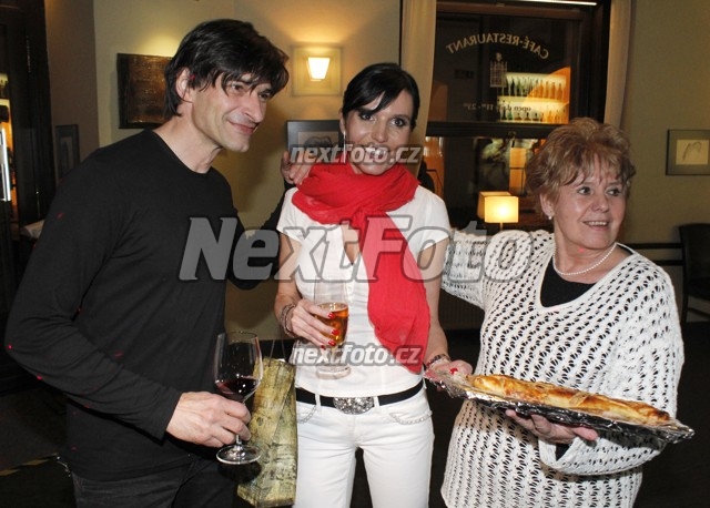 6072 Martina Jandova Zdenek Podhursky