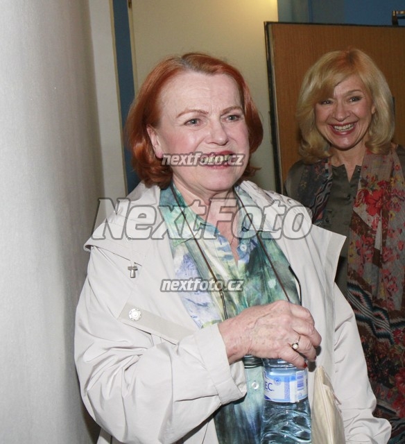 5640 Jana Paulova Iva Janzurova