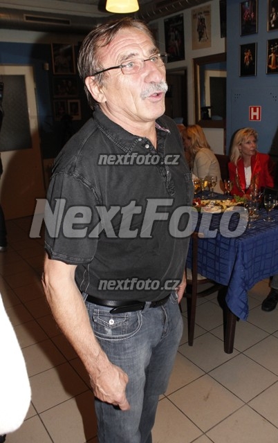 6458 Pavel Zednicek