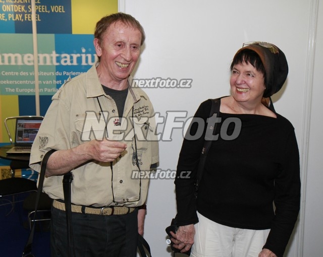 1302 Ivan Kraus Nadezda Munzarova
