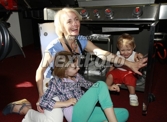 1942 Kryspin Dopita Veronika Zilkova Kordula Stropnicka