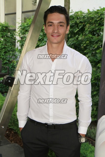 2184 Michal Hrdlicka