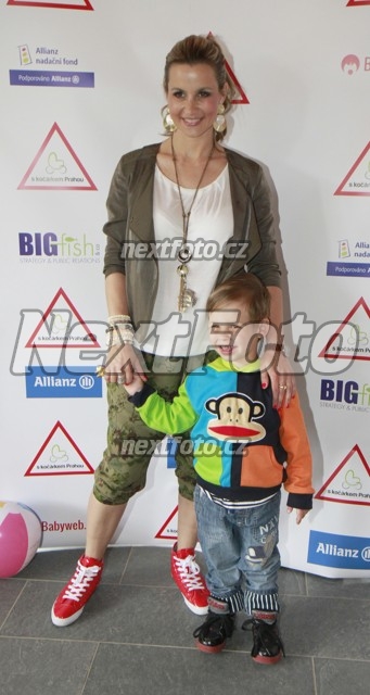 2493 Monika Maresova Matej Mares