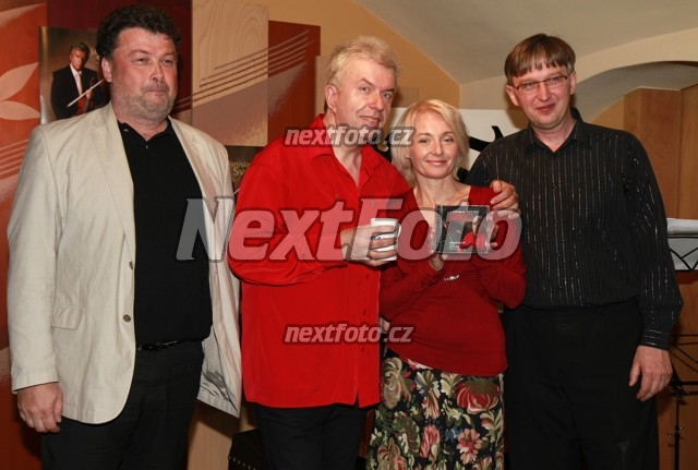 2774 Veronika Zilkova Jaroslav Sveceny Lukas Hurnik