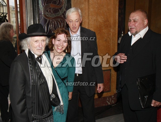 4542 Michaela Dolinova Jan Svacek Juraj Jakubisko Andrej Hryc