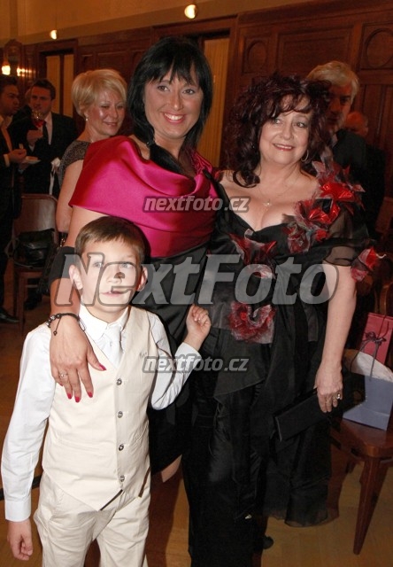4909 Deana Horvathova Zaneta Jakubiskova