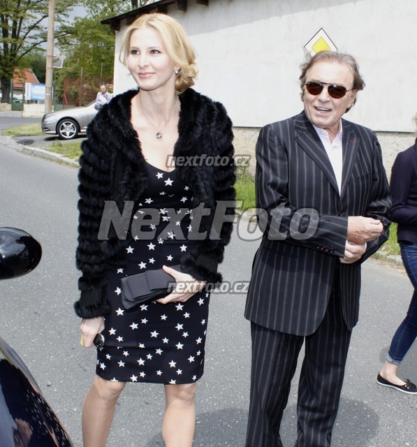 2555 Karel Gott Ivana Gottova