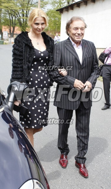 2568 Karel Gott Ivana Gottova