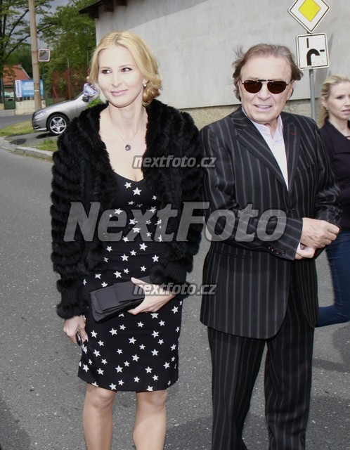 3718 Karel Gott Ivana Gottova
