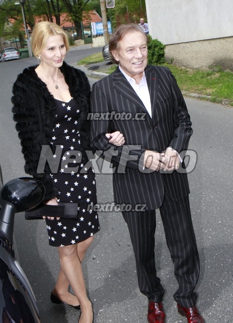 3729 Karel Gott Ivana Gottova
