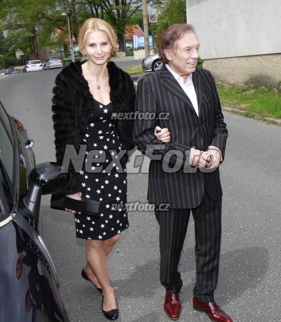 3733 Karel Gott Ivana Gottova