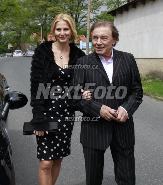 3735 Karel Gott Ivana Gottova