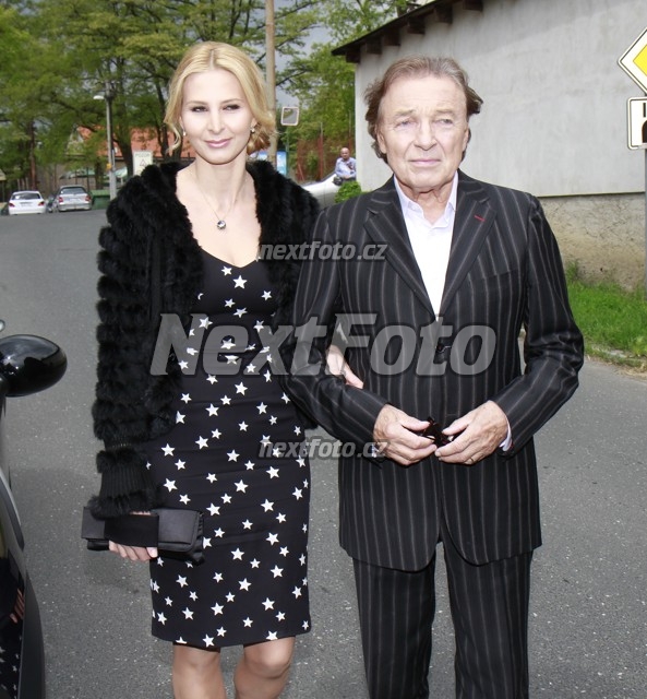 3740 Karel Gott Ivana Gottova