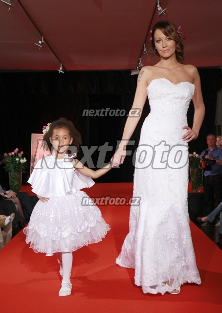 6141 Agata Hanychova Pracharova
