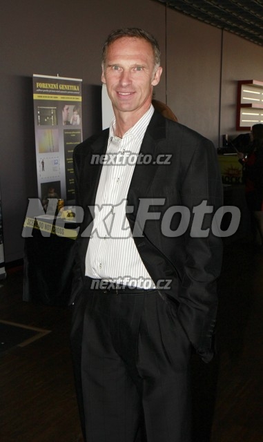 8797 Dominik Hasek
