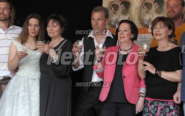 6664 Marta Kubisova Marta Skarlandtova Aneta Langerova Yvonne Prenosilova Milan Hein