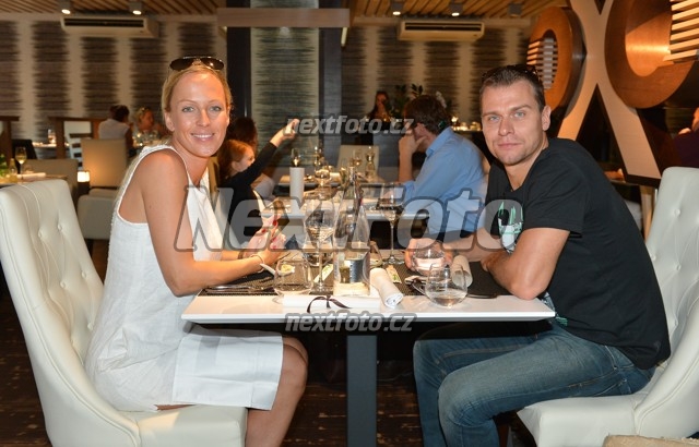 3722 Zuzana Belohorcova Vlasta Hajek
