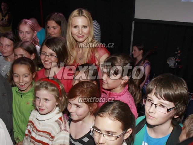 2229 Ivana Gottova
