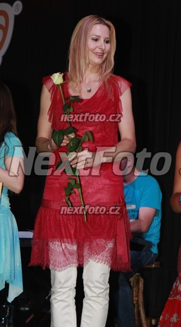2304 Ivana Gottova
