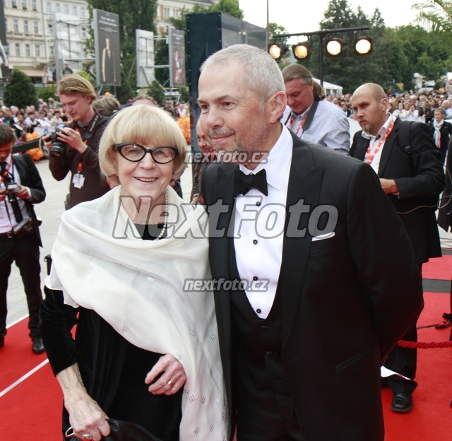 2910 Marek Eben Eva Zaoralova
