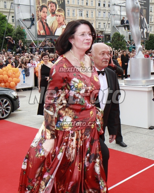 2918 Miroslava Nemcova