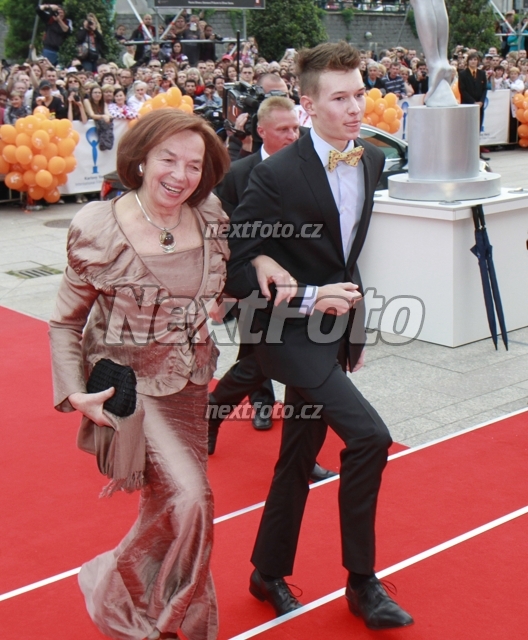 2926 Livia Klausova