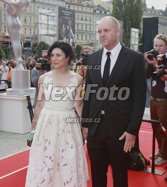 2973 David Ondricek Martha Issova