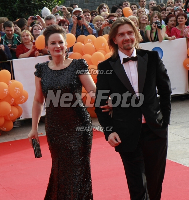 3056 Jitka Cvancarova Petr Cadek