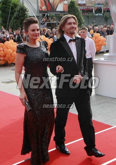 3060 Jitka Cvancarova Petr Cadek
