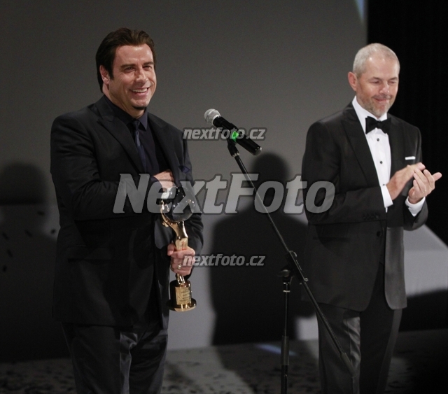 3400 John Travolta Marek Eben