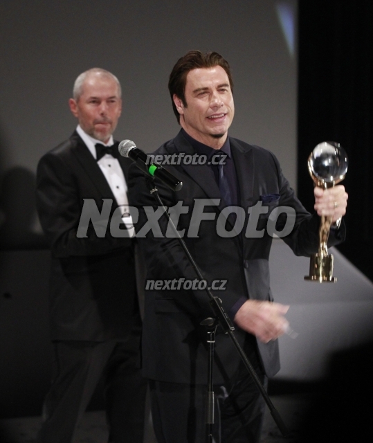 3413 John Travolta Marek Eben