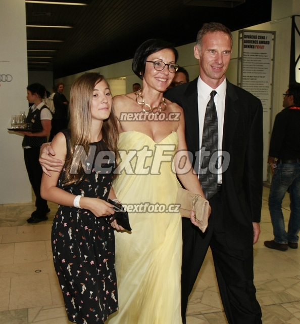 3570 Dominik Hasek Libuse Smuclerova