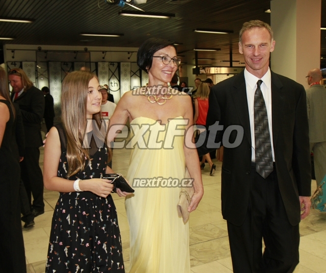 3585 Dominik Hasek Libuse Smuclerova