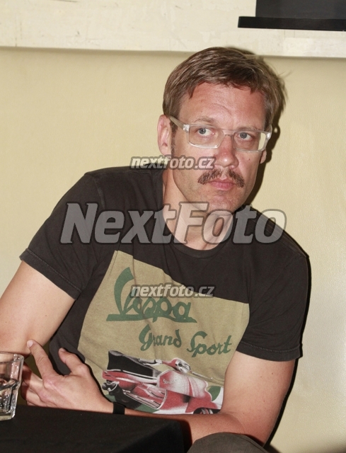 2000 David Matasek