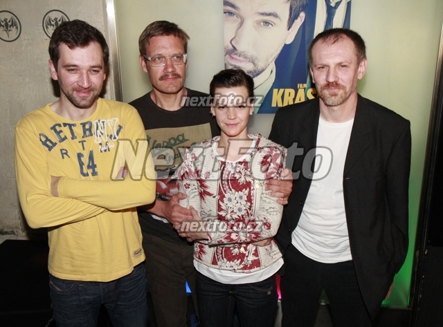 2032 David Matasek Zuzana Stavna Ondrej Sokol Martin Finger